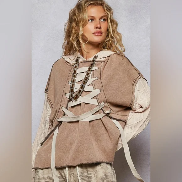 NWT POL Lace Up Front Contrast Cable Knit Hoodie Sweater Pullover Oatmeal - Picture 5 of 7